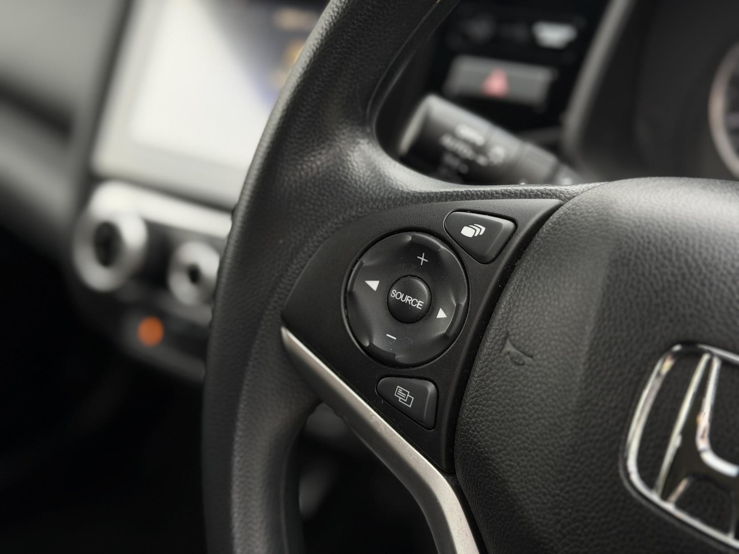 Used Honda Jazz 2018 for sale - 77319153: Photo 49