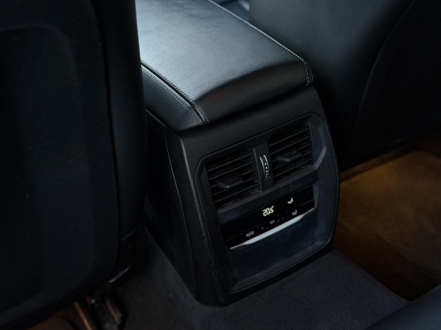 Used BMW 3 Series 2019 for sale - 77063576: Photo 21