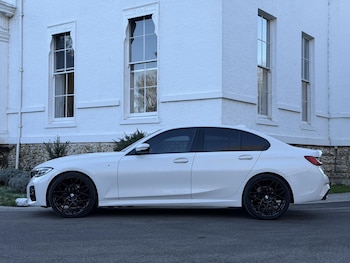 Used BMW 3 Series 2019 for sale - 77063576: Photo