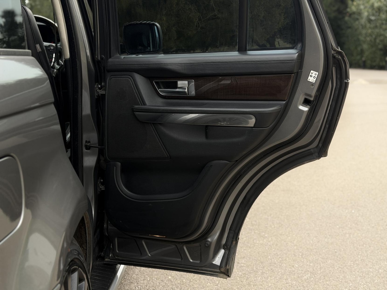 Used Land Rover Range Rover Sport 2009 for sale - 78064383: Photo 41