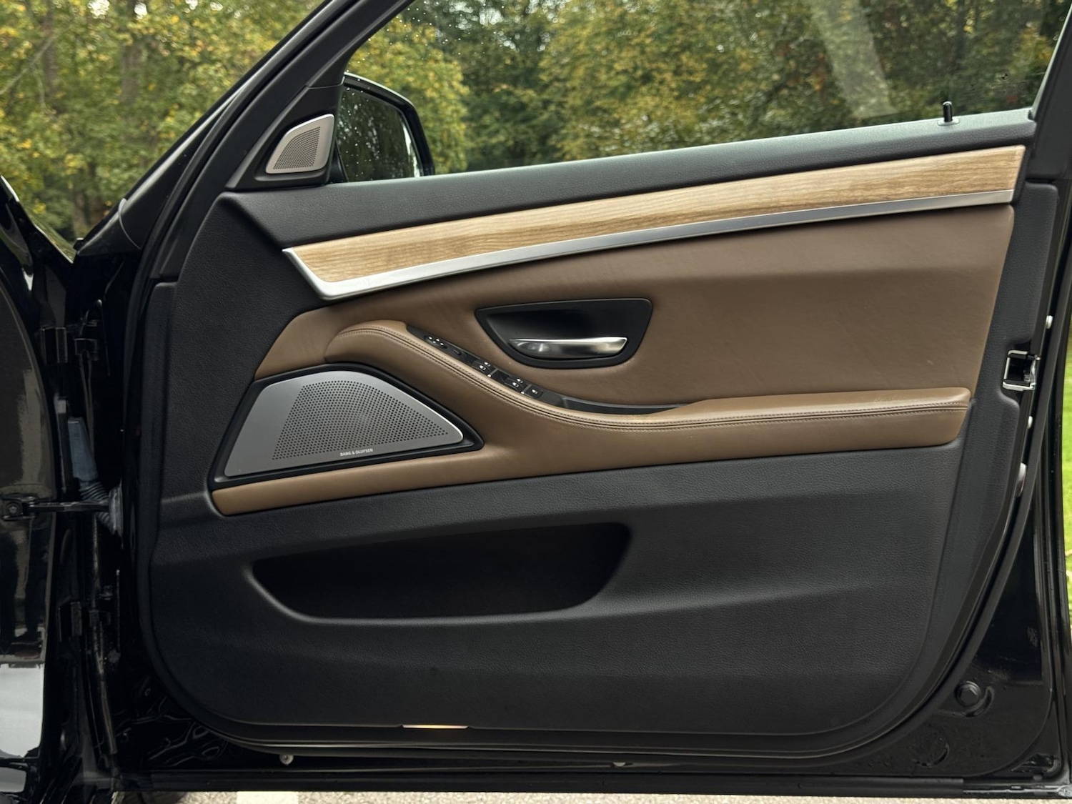 Used BMW 5 Series 2014 for sale - 77450017: Photo 45