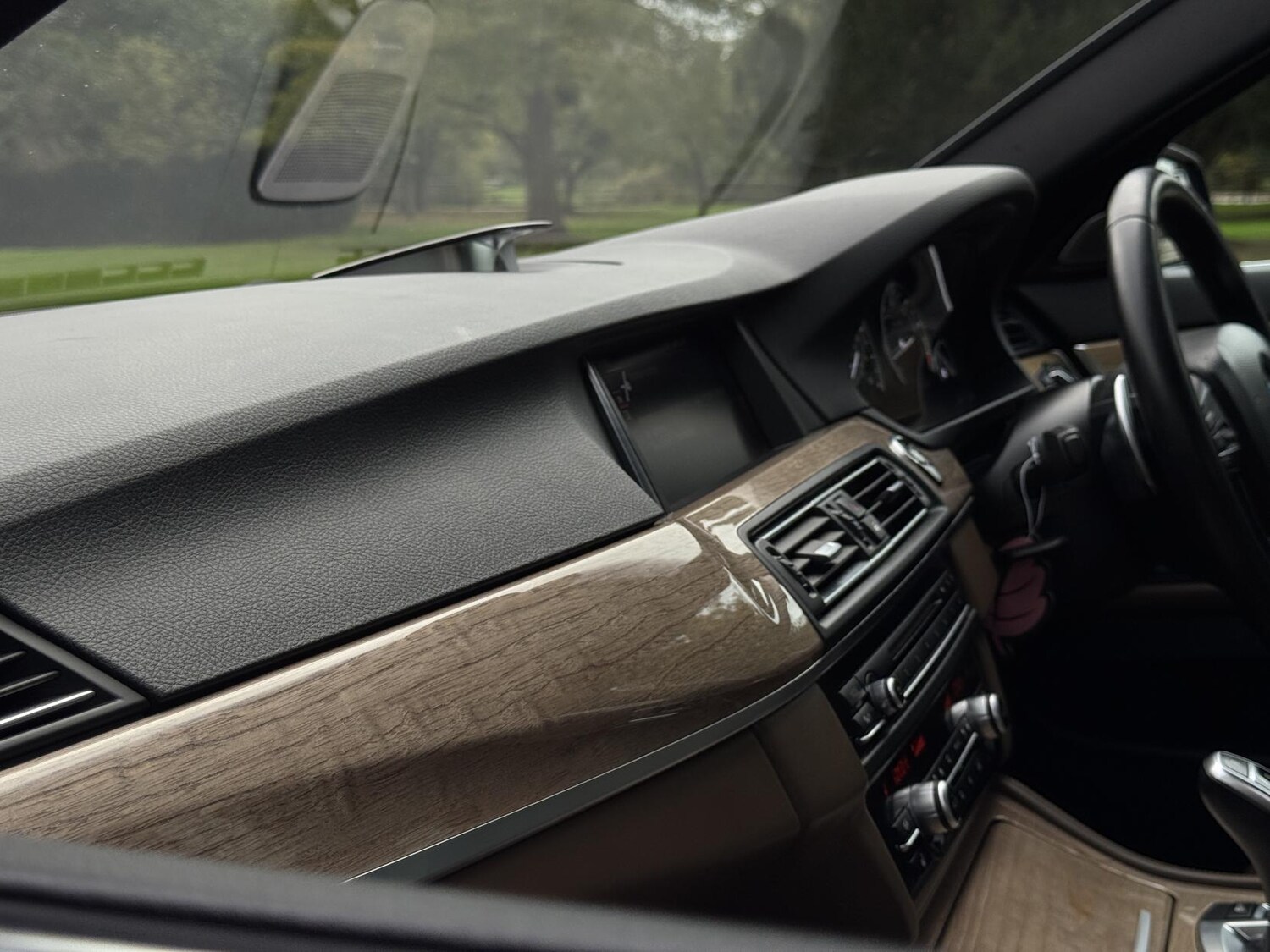 Used BMW 5 Series 2014 for sale - 77450017: Photo 62