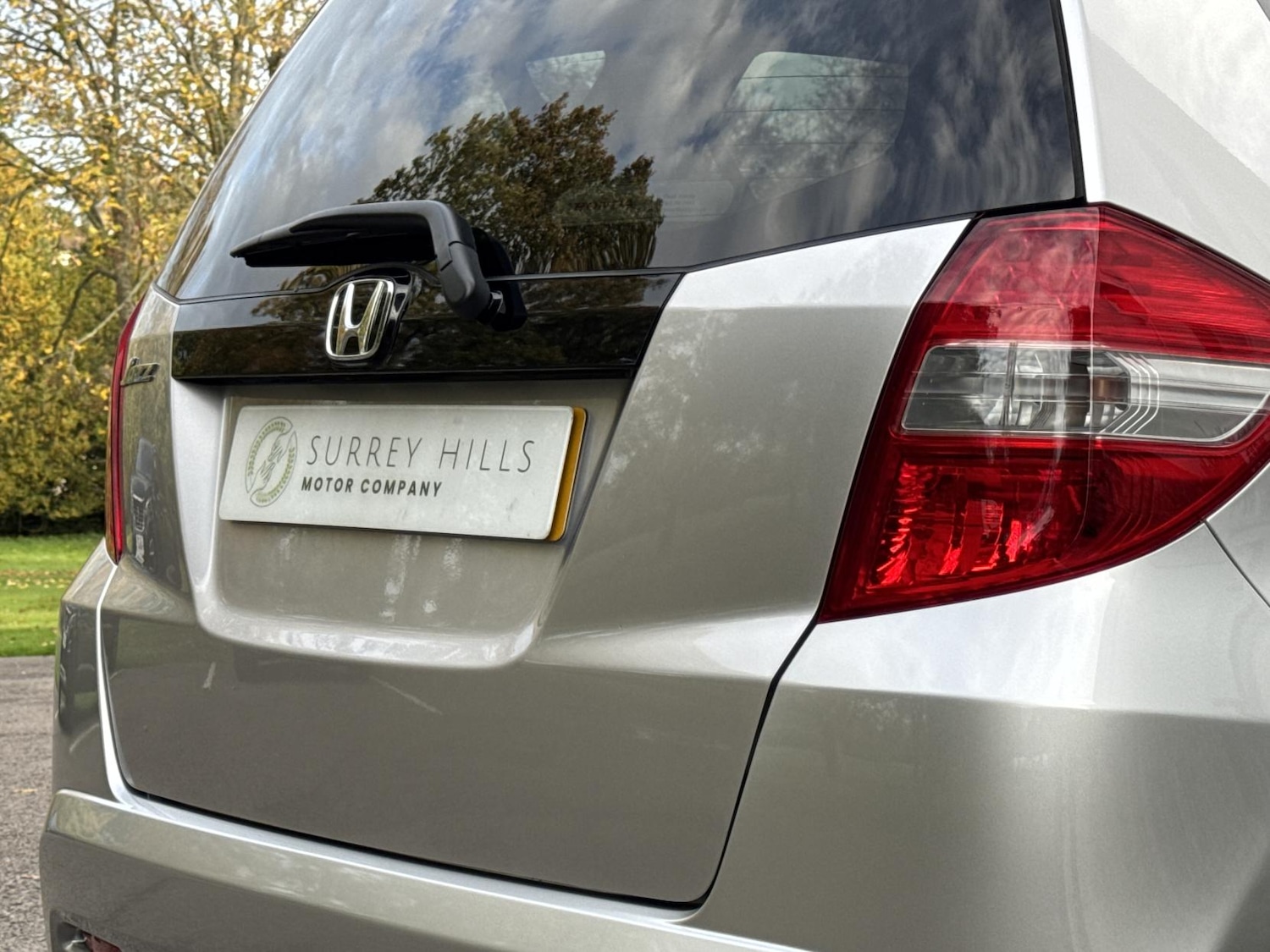 Used Honda Jazz 2013 for sale - 76471815: Photo 38