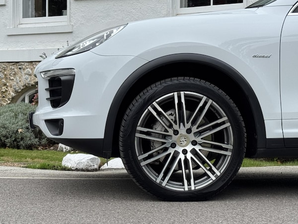 Used Porsche Cayenne 2016 for sale - 76213726: Photo 29