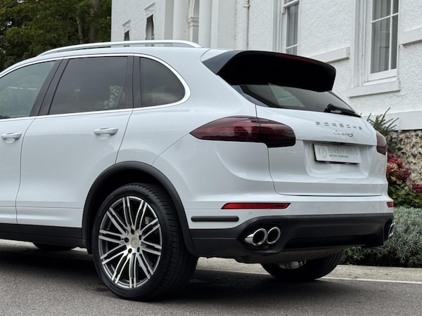 Used Porsche Cayenne 2016 for sale - 76213726: Photo 31