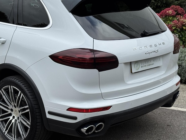 Used Porsche Cayenne 2016 for sale - 76213726: Photo 32