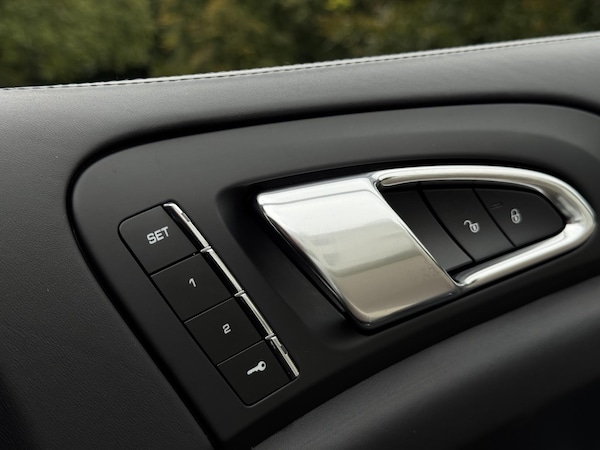 Used Porsche Cayenne 2016 for sale - 76213726: Photo 44