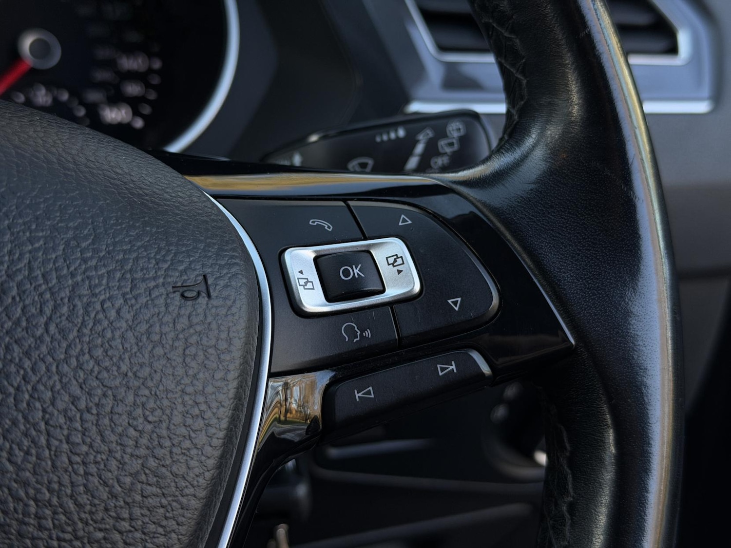 Used Volkswagen Tiguan 2017 for sale - 77101458: Photo 49