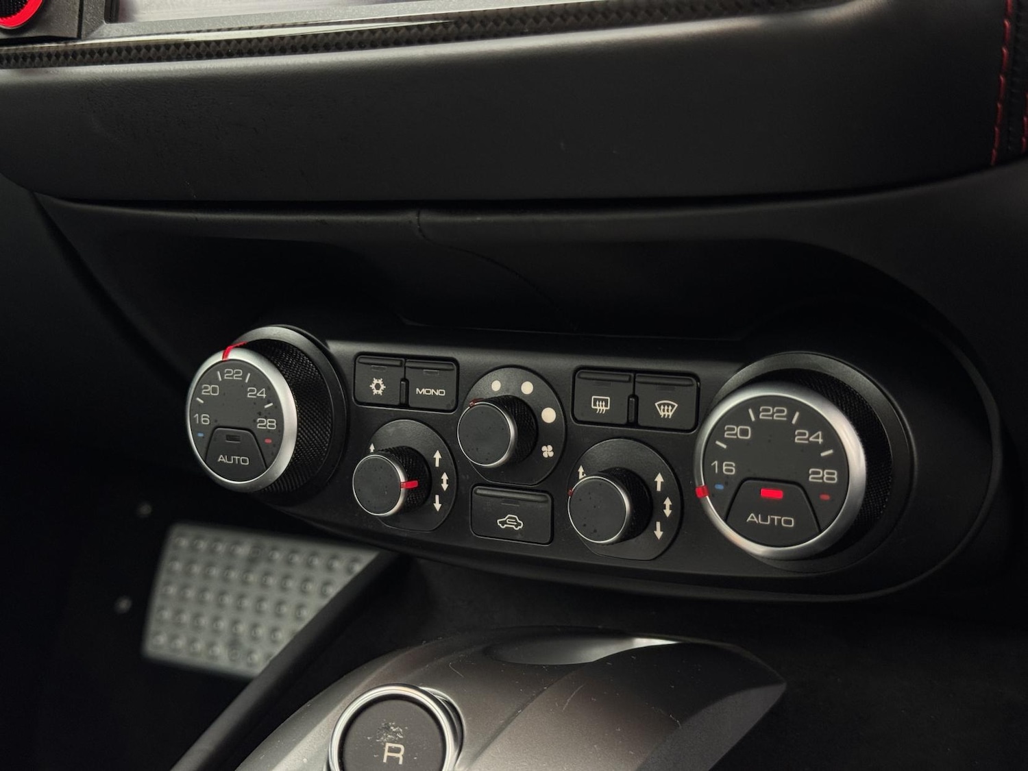 Used Ferrari California 2016 for sale - 76258942: Photo 16