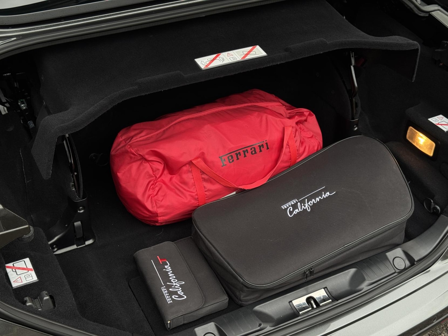 Used Ferrari California 2016 for sale - 76258942: Photo 23