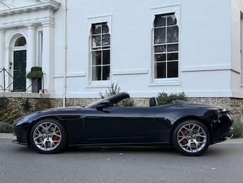Used Aston Martin DB11 2019 for sale - 79735690: Photo