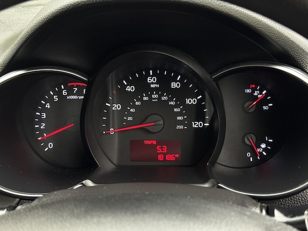 Used Kia Picanto 2016 for sale - 75997522: Photo 16