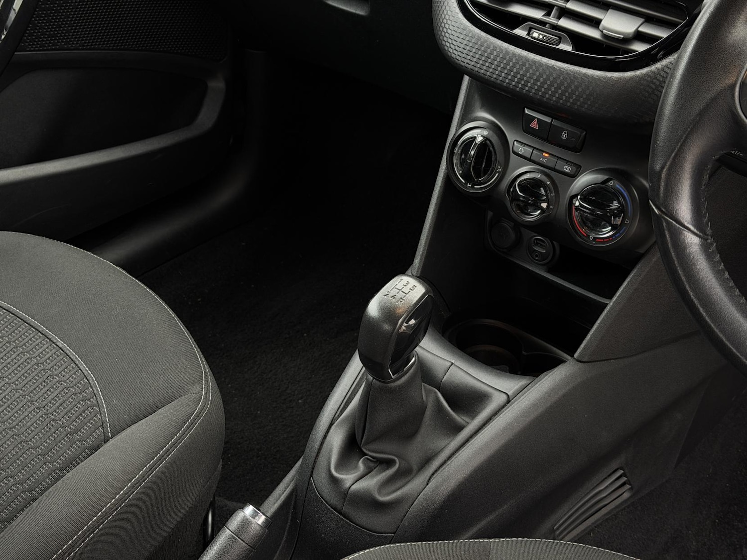 Used Peugeot 208 2017 for sale - 77020001: Photo 13