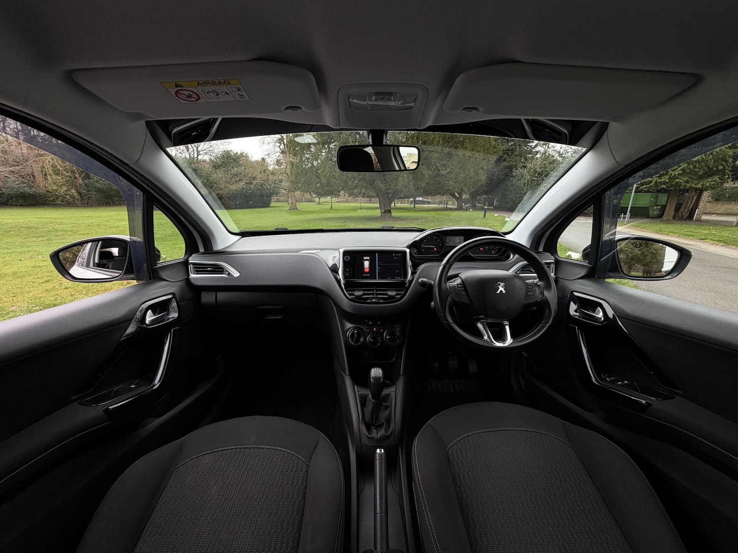 Used Peugeot 208 2017 for sale - 77020001: Photo 17