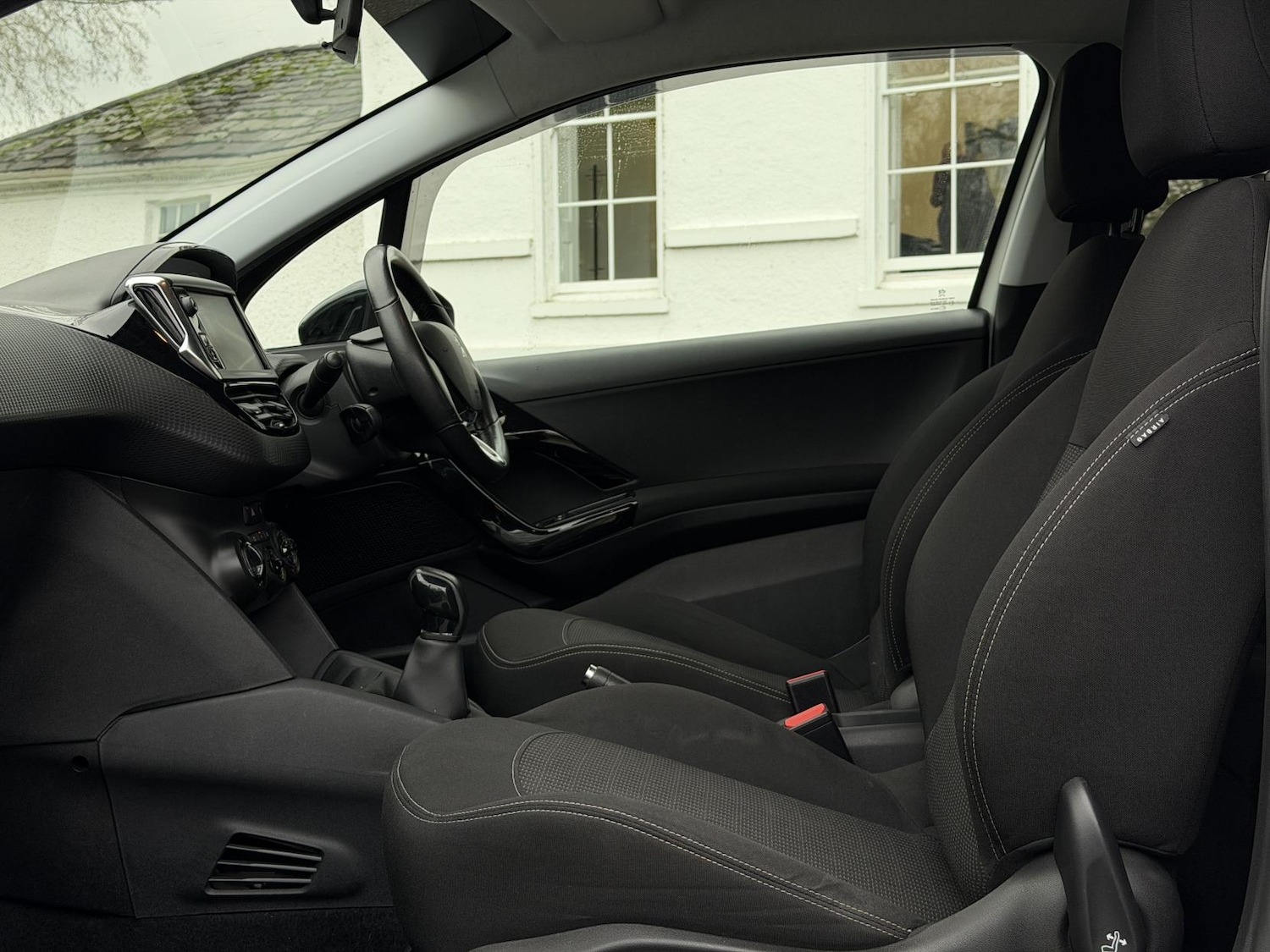 Used Peugeot 208 2017 for sale - 77020001: Photo 46