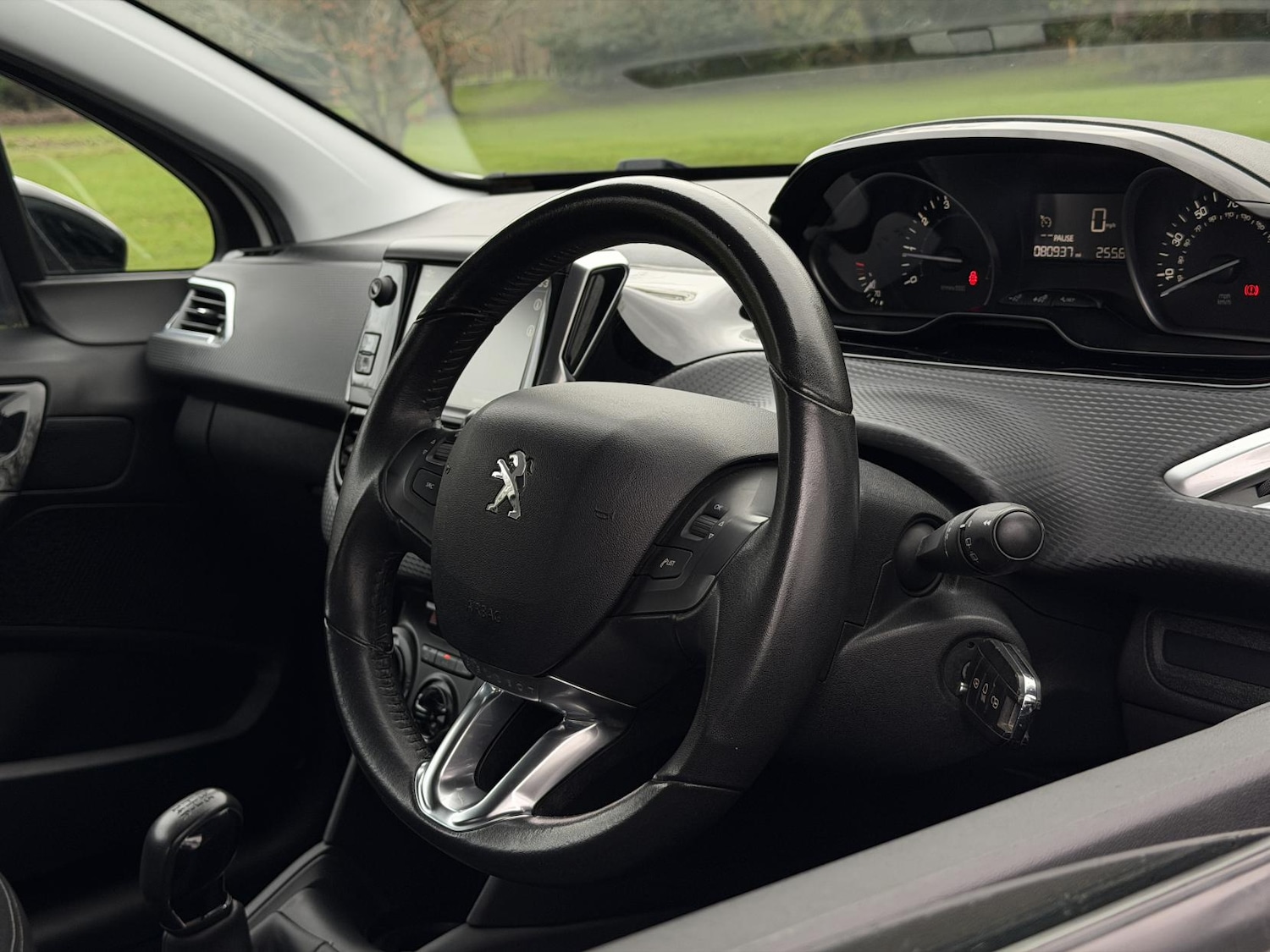 Used Peugeot 208 2017 for sale - 77020001: Photo 9