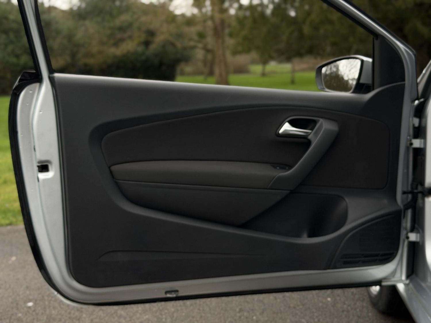 Used Volkswagen Polo 2011 for sale - 77483817: Photo 48