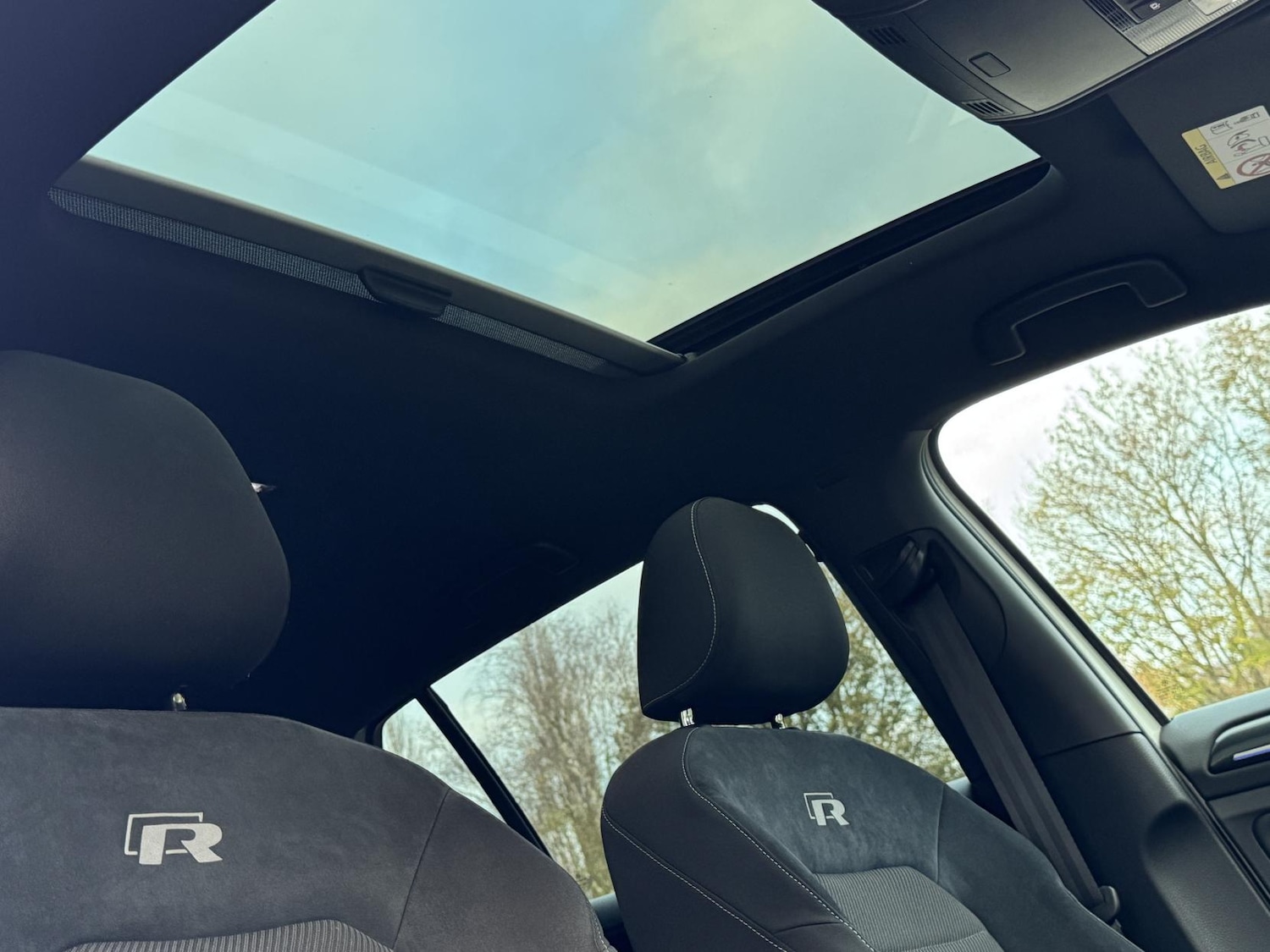 Used Volkswagen Golf 2018 for sale - 76700539: Photo 20