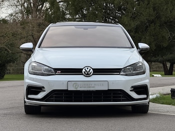Used Volkswagen Golf 2018 for sale - 76700539: Photo