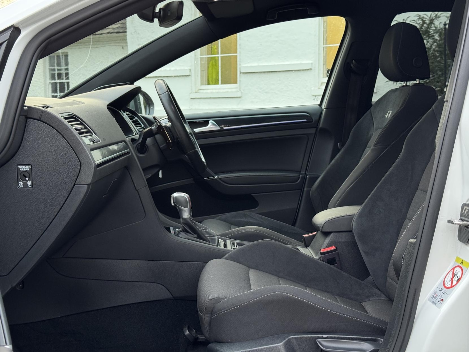 Used Volkswagen Golf 2018 for sale - 76700539: Photo 62