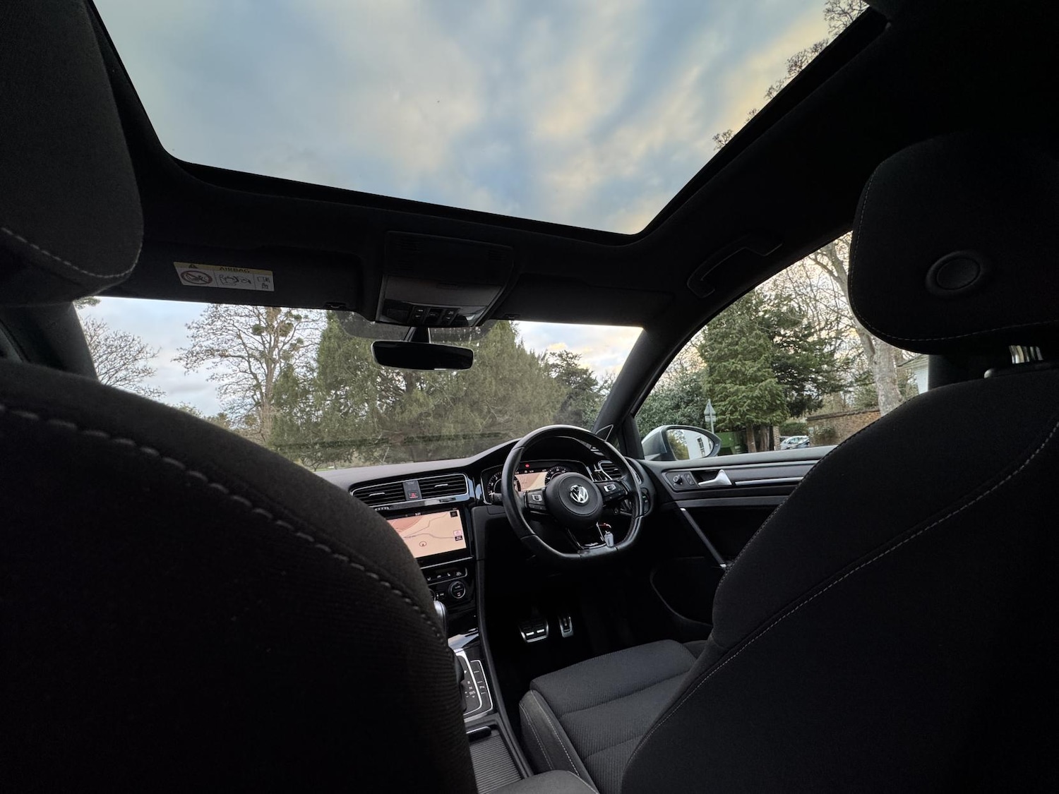 Used Volkswagen Golf 2018 for sale - 76700539: Photo 65