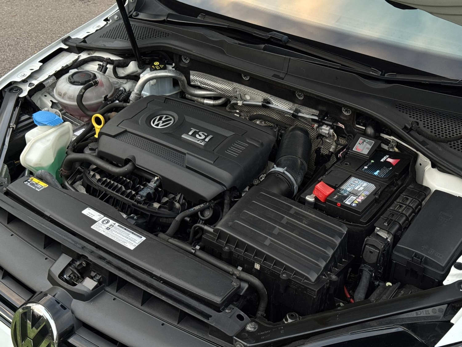 Used Volkswagen Golf 2018 for sale - 76700539: Photo 69