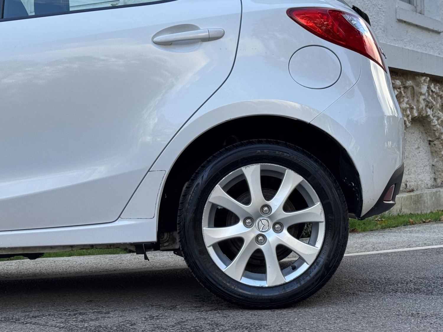 Used Mazda Mazda2 2011 for sale - 76537004: Photo 27