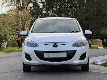 Used Mazda Mazda2 2011 for sale - 76537004: Photo