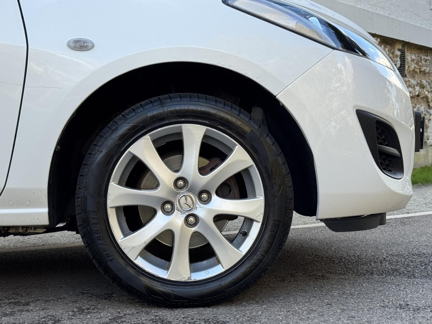 Used Mazda Mazda2 2011 for sale - 76537004: Photo 37