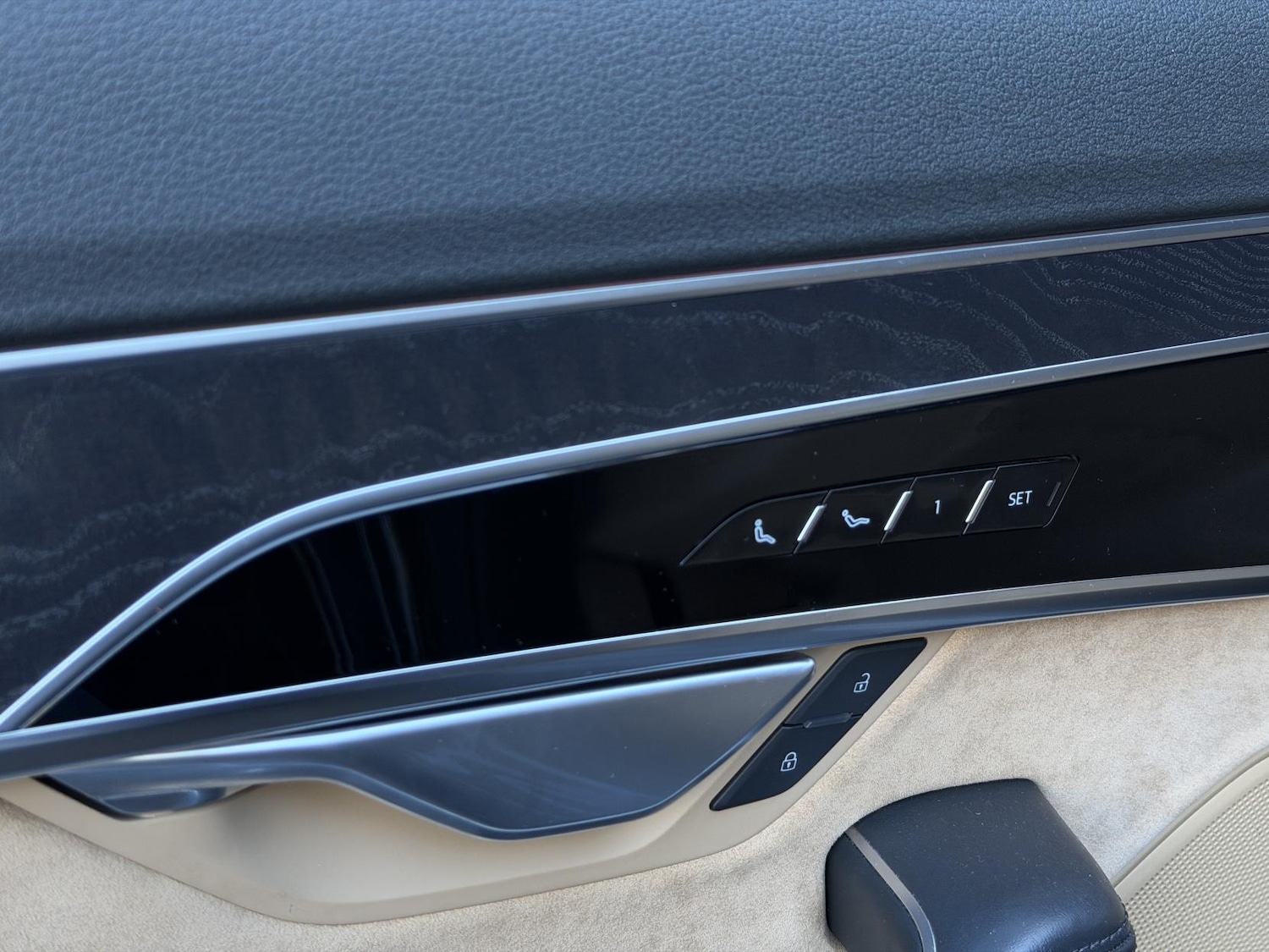 Used Audi A8 2018 for sale - 77015202: Photo 70