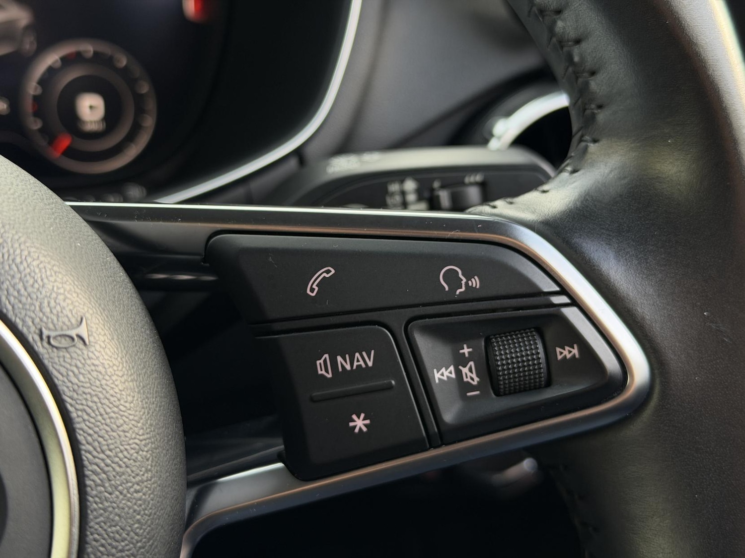 Used Audi TT 2015 for sale - 76855525: Photo 19