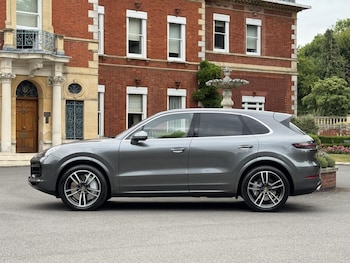 Used Porsche Cayenne 2019 for sale - 75267038: Photo