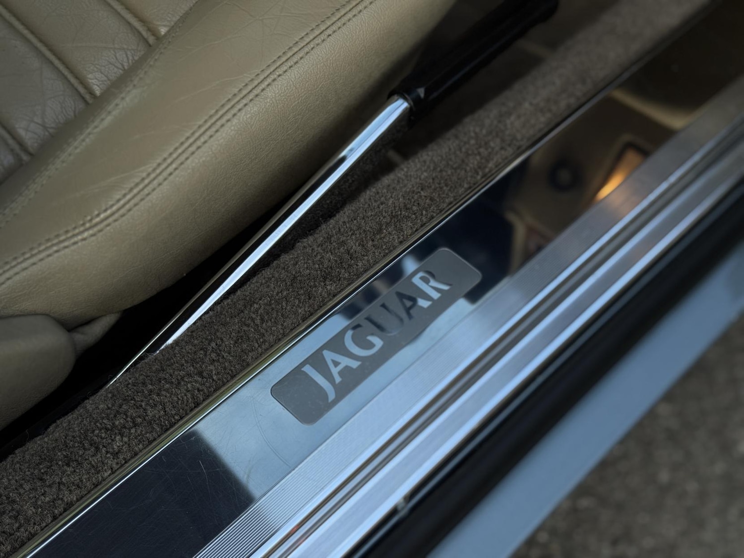 Used Jaguar XJS 1993 for sale - 76348685: Photo 21