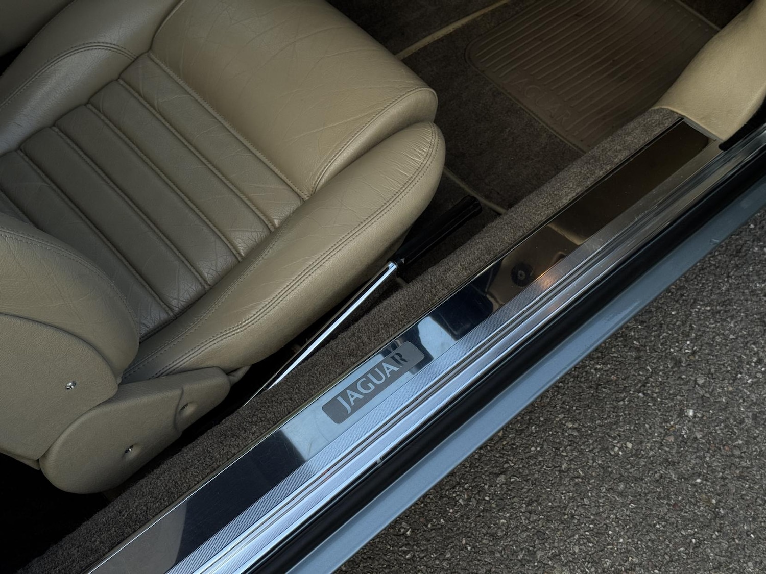 Used Jaguar XJS 1993 for sale - 76348685: Photo 45