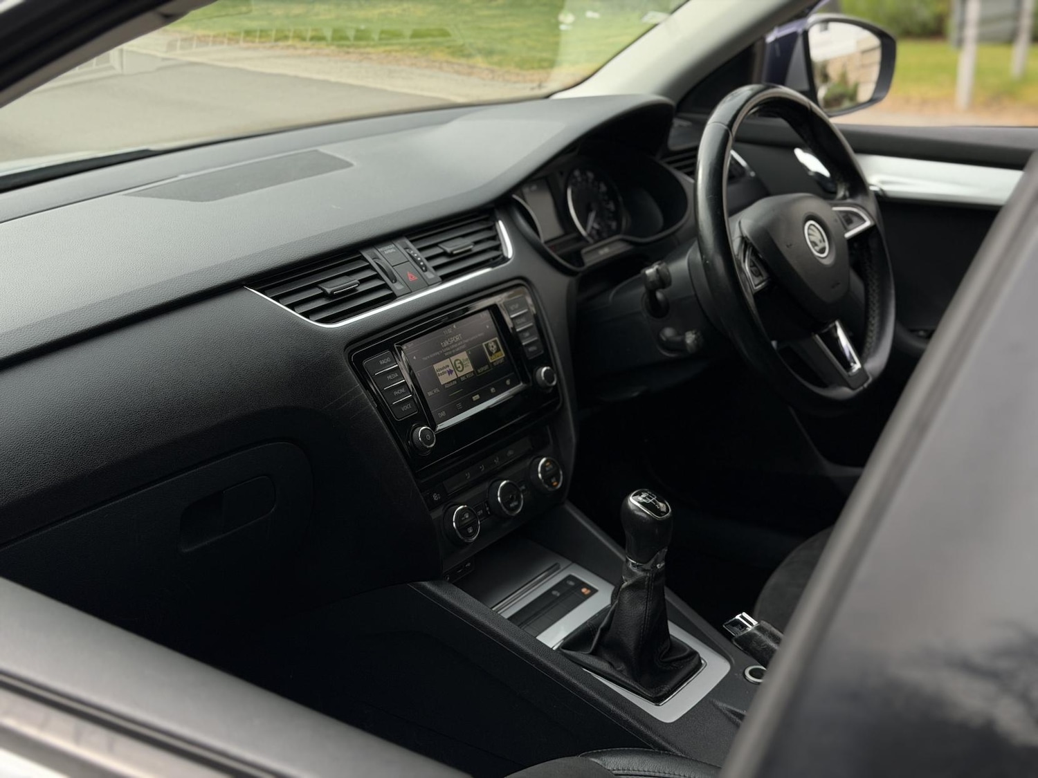 Used Skoda Octavia 2015 for sale - 78062549: Photo 51