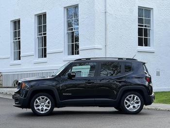 Used Jeep Renegade 2016 for sale - 77248155: Photo