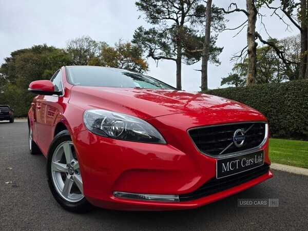 Used Volvo V40 2015 for sale - 76240646: Photo 1