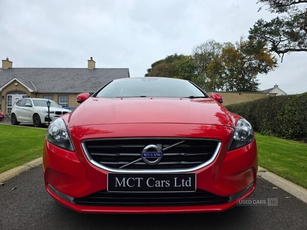 Used Volvo V40 2015 for sale - 76240646: Photo 4