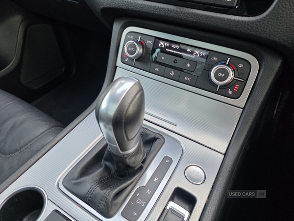 Used Volkswagen Touareg 2015 for sale - 76840196: Photo 11