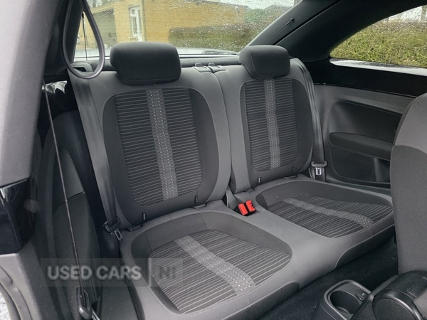 Used Volkswagen Beetle 2015 for sale - 77538911: Photo 9