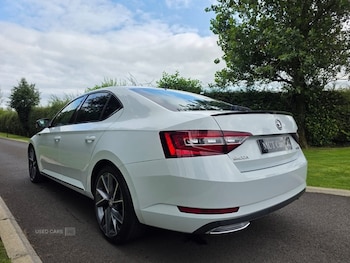 Used Skoda Superb 2018 for sale - 79591183: Photo