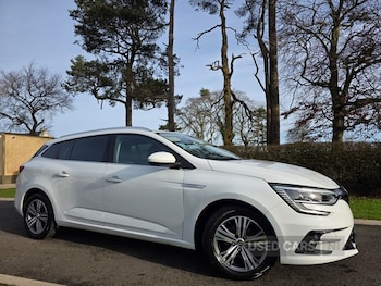 Used Renault Megane 2022 for sale - 77575625: Photo