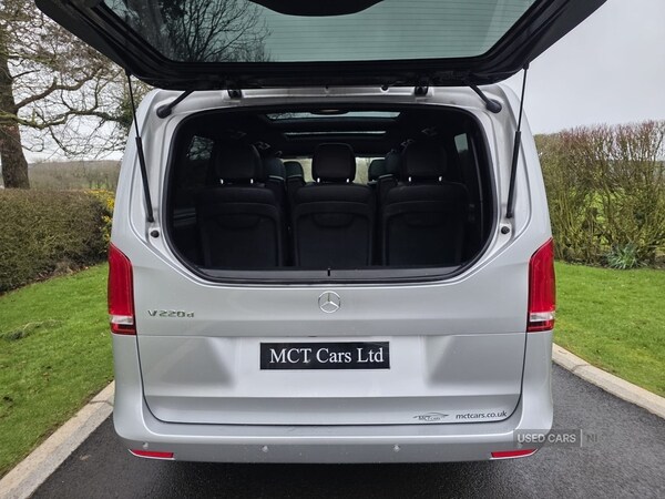 Used Mercedes-Benz V-Class 2018 for sale - 77785010: Photo 26