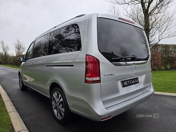 Used Mercedes-Benz V-Class 2018 for sale - 77785010: Photo