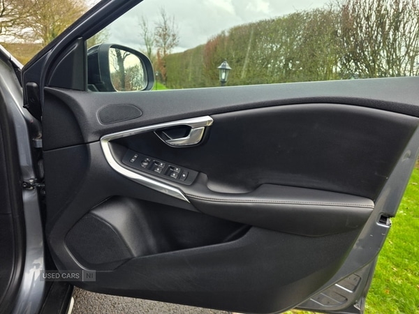 Used Volvo V40 2017 for sale - 77705919: Photo 9