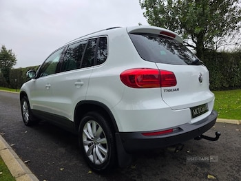 Used Volkswagen Tiguan 2015 for sale - 76190219: Photo 2