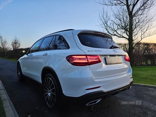 Used Mercedes-Benz GLC 2016 for sale - 76593183: Photo 2
