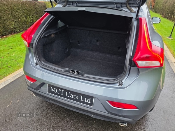 Used Volvo V40 2017 for sale - 77441732: Photo 13