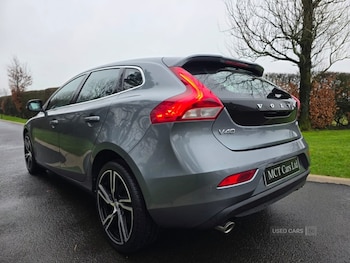 Used Volvo V40 2017 for sale - 77441732: Photo