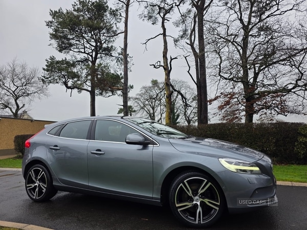 Used Volvo V40 2017 for sale - 77441732: Photo 3